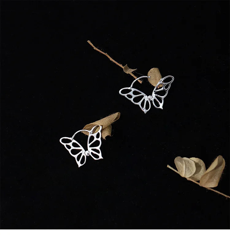 New Arrivals Fashion Temperament  Silver Color Butterfly Ear Buckle Huggie Hoop  Earrings For Women Girls Elegant Accessories